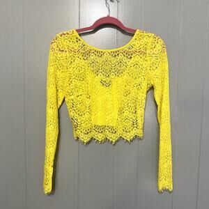 Bebe Yellow Lace Sheer Long Sleeve Open Back Chic Party Crop Top M